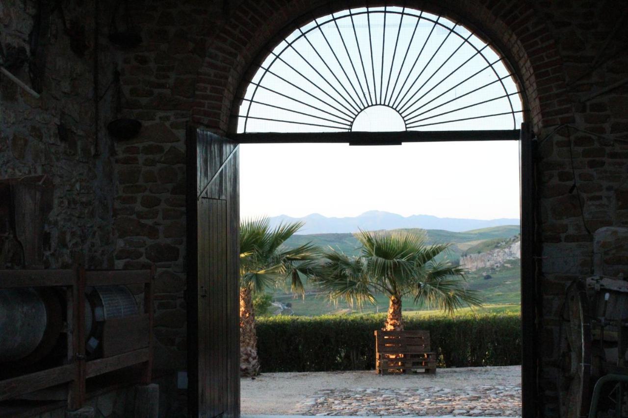 Ponte Calatrasi Agriturismo Roccamena エクステリア 写真