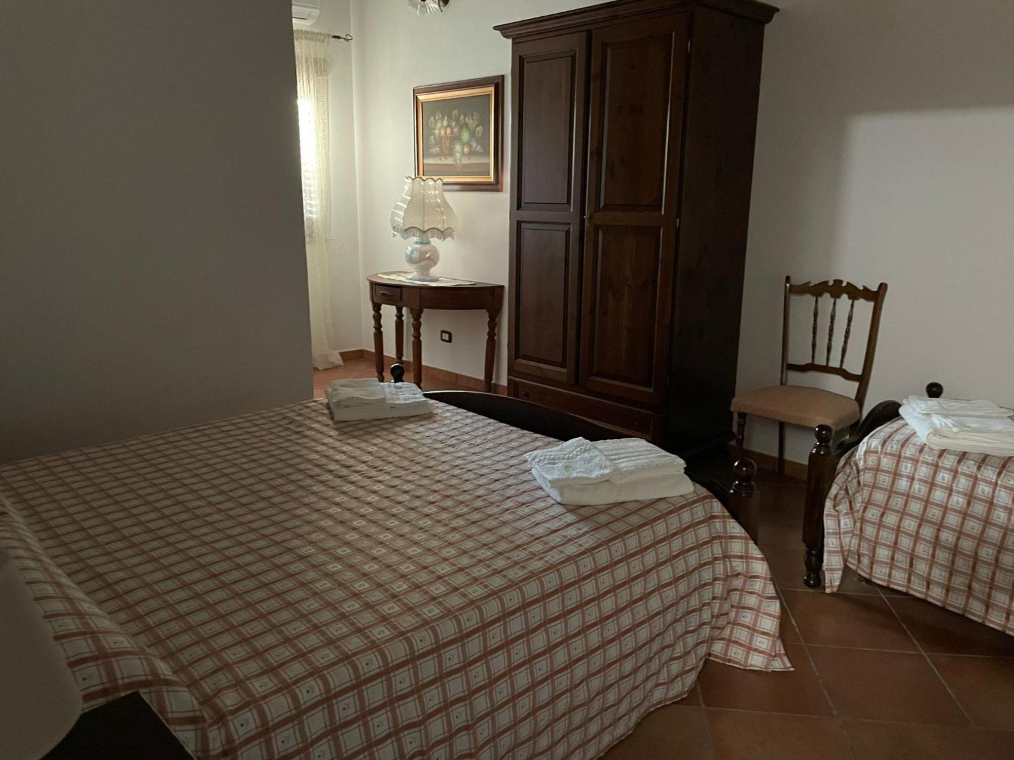 Ponte Calatrasi Agriturismo Roccamena エクステリア 写真