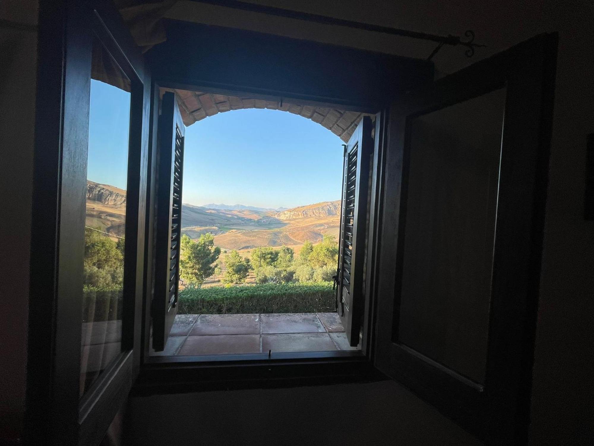 Ponte Calatrasi Agriturismo Roccamena エクステリア 写真